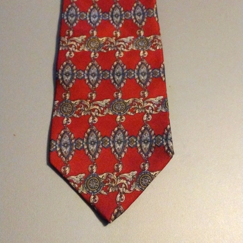 *4/$20 Bundle Deal Closet Cleanout Sale* Bill Blass all silk Tie